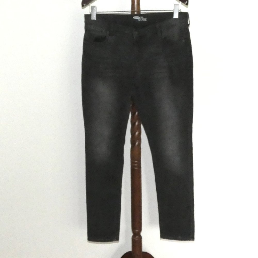Old Navy The Diva faded black stretch denim tapered leg jeans